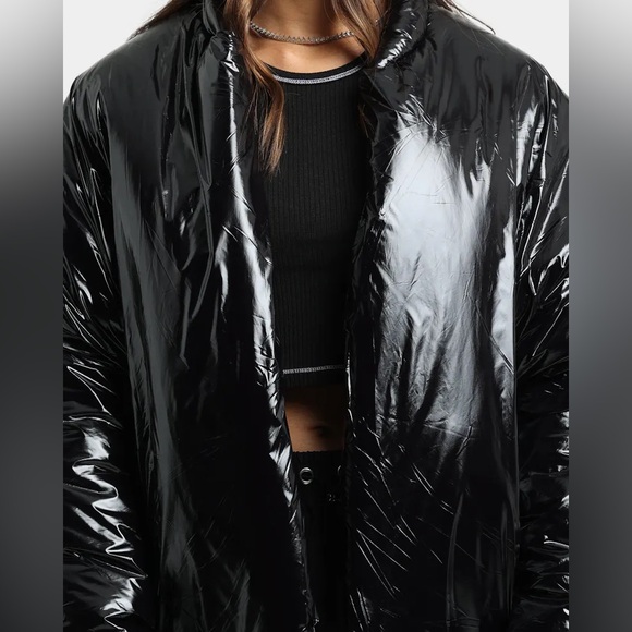 Club Paradise Logo
Paxton Puffer Jacket - Picture 4 of 7